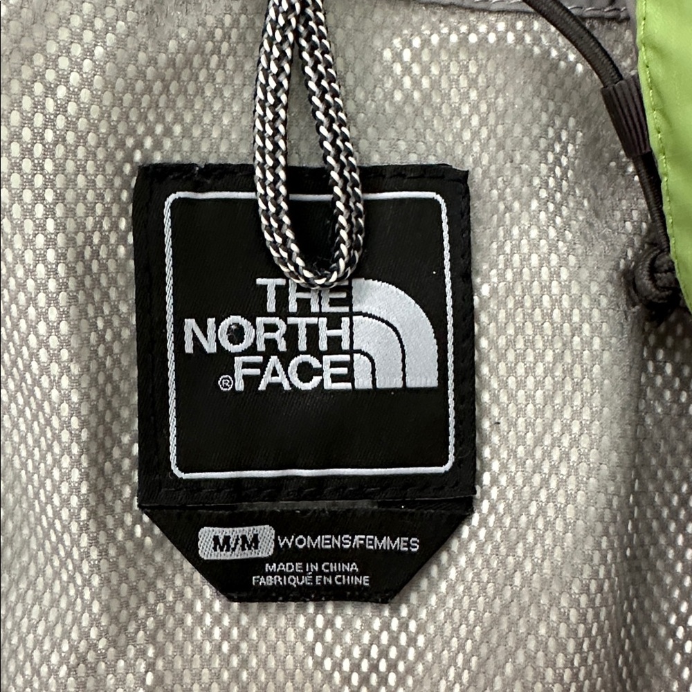 The North Face Green and White Raincoat - Picture 2 of 4